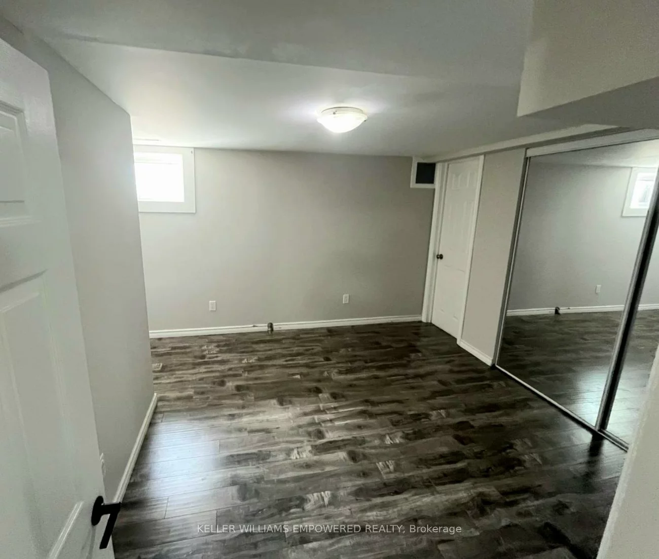 17, Collins, Aurora Heights, Aurora