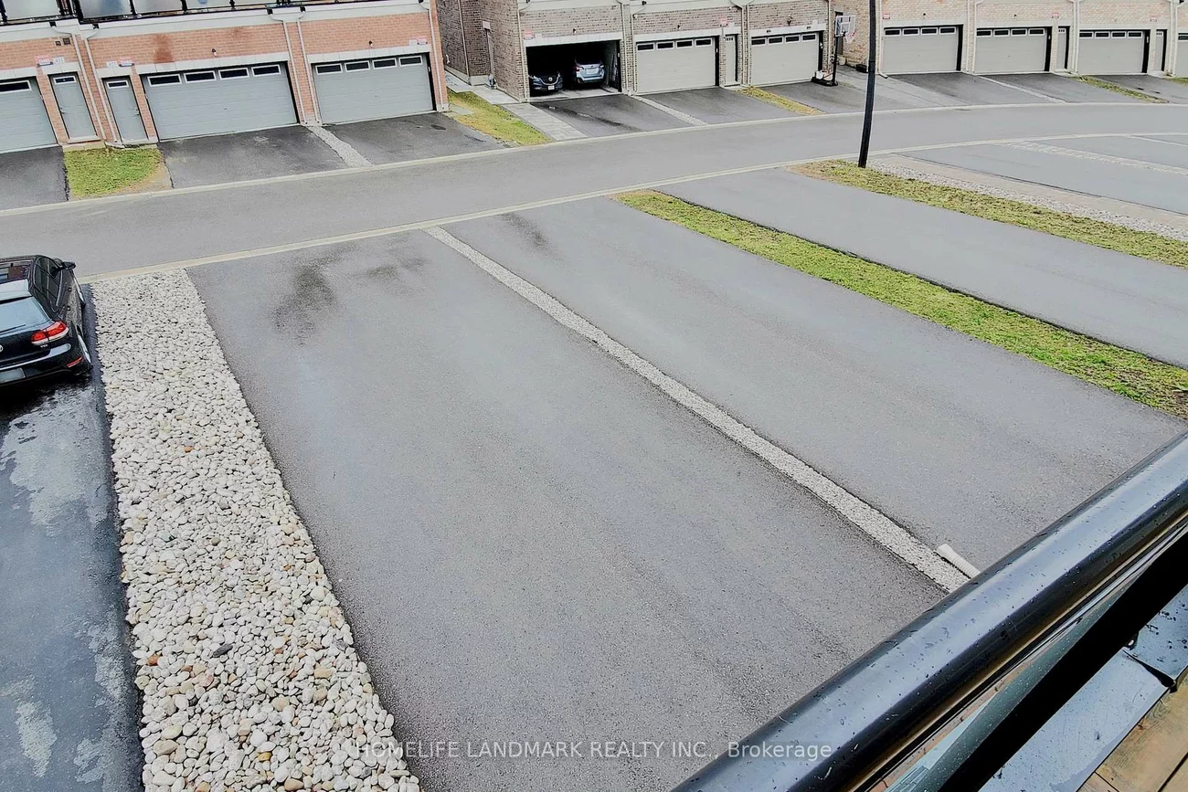 47, Sparks, Rural Aurora, Aurora