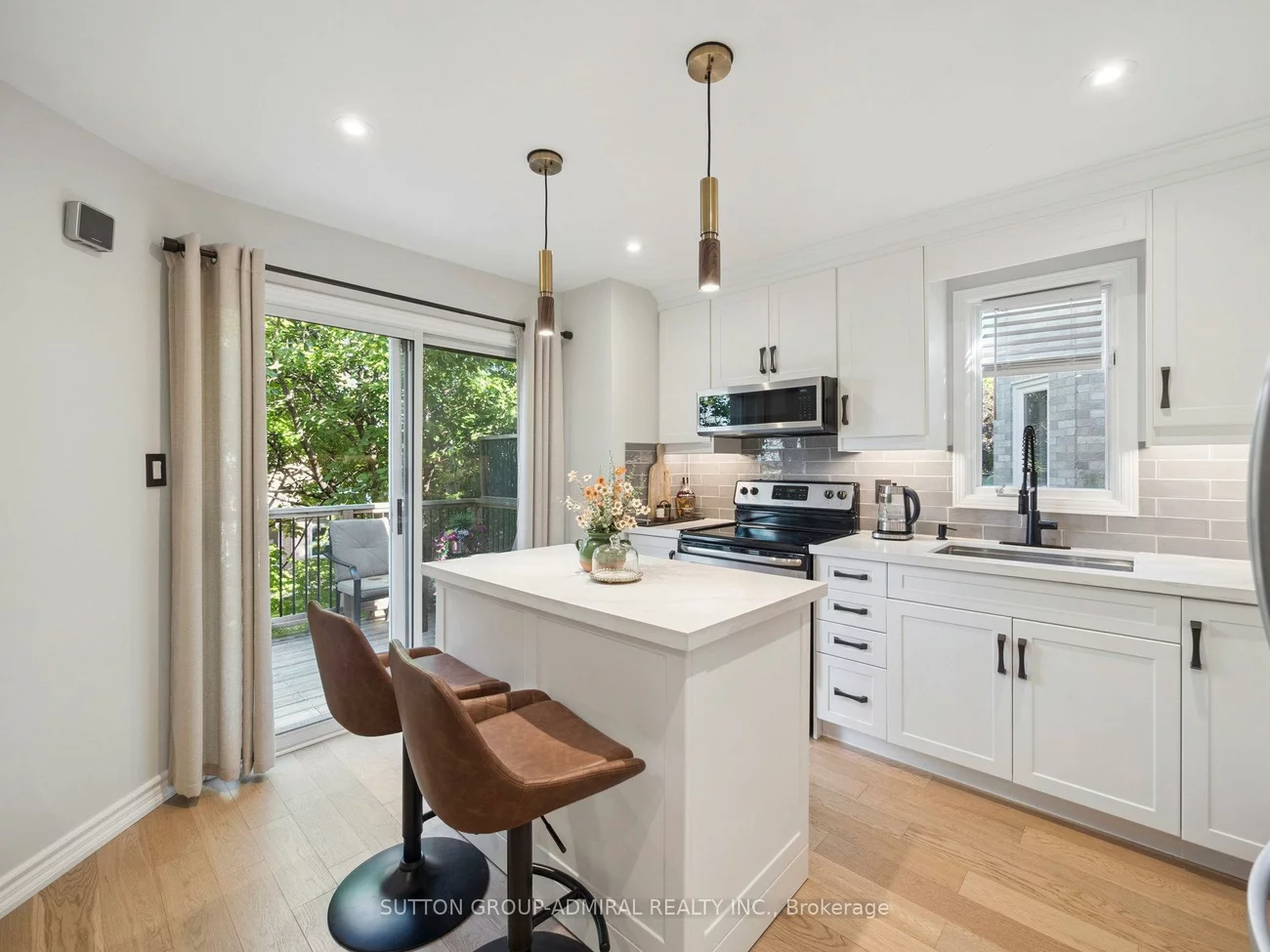 24, Dawlish, Aurora Highlands, Aurora