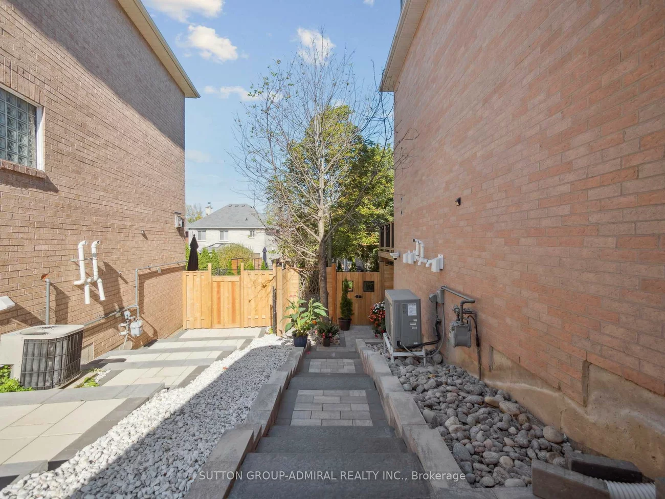 24, Dawlish, Aurora Highlands, Aurora