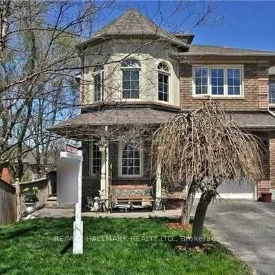 167, Downey, Bayview Wellington, Aurora