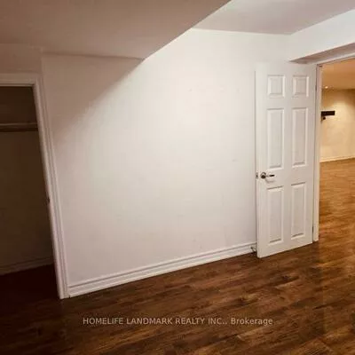 211, Zokol, Bayview Northeast, Aurora