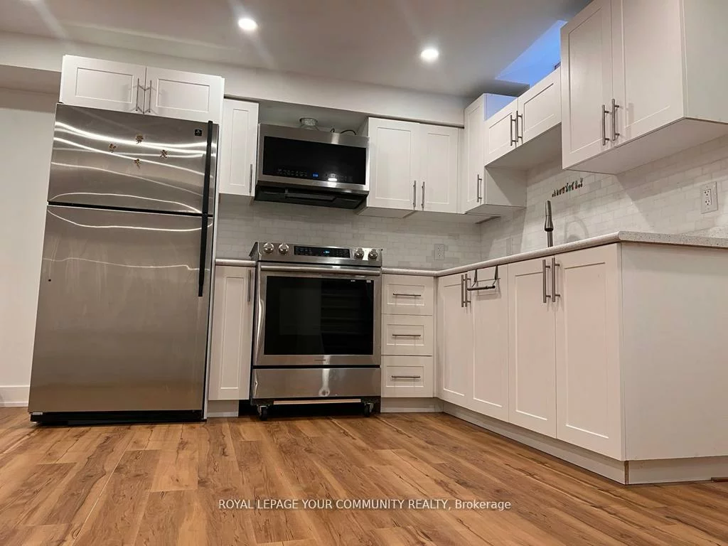 93, Starr, Bayview Northeast, Aurora