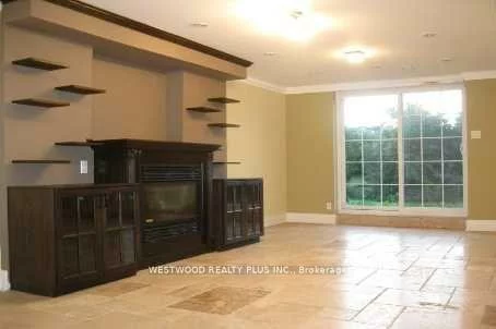 60, Cranberry, Aurora Highlands, Aurora