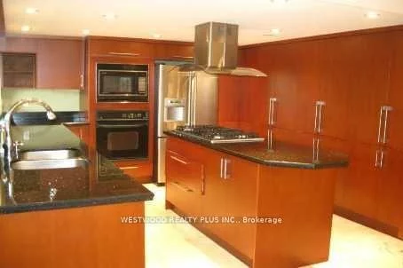 60, Cranberry, Aurora Highlands, Aurora