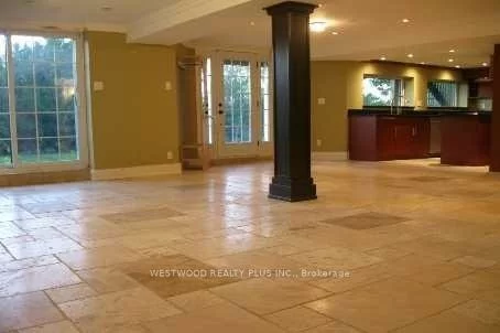 60, Cranberry, Aurora Highlands, Aurora