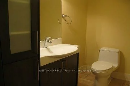 60, Cranberry, Aurora Highlands, Aurora