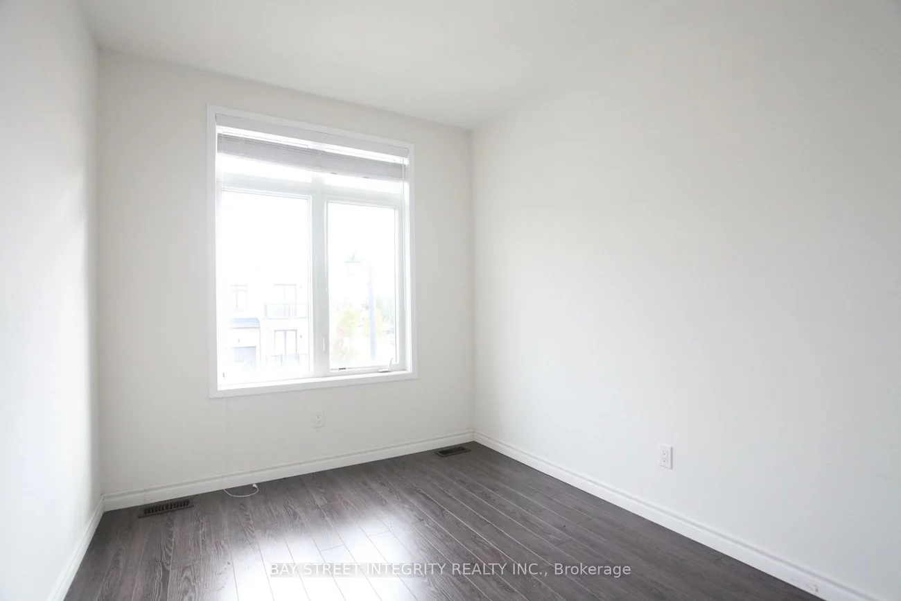 266, Elyse, Bayview Northeast, Aurora