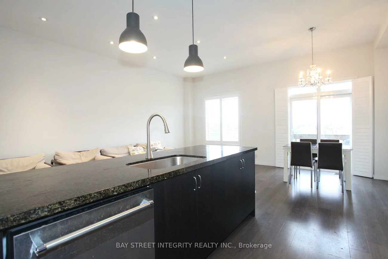 266, Elyse, Bayview Northeast, Aurora