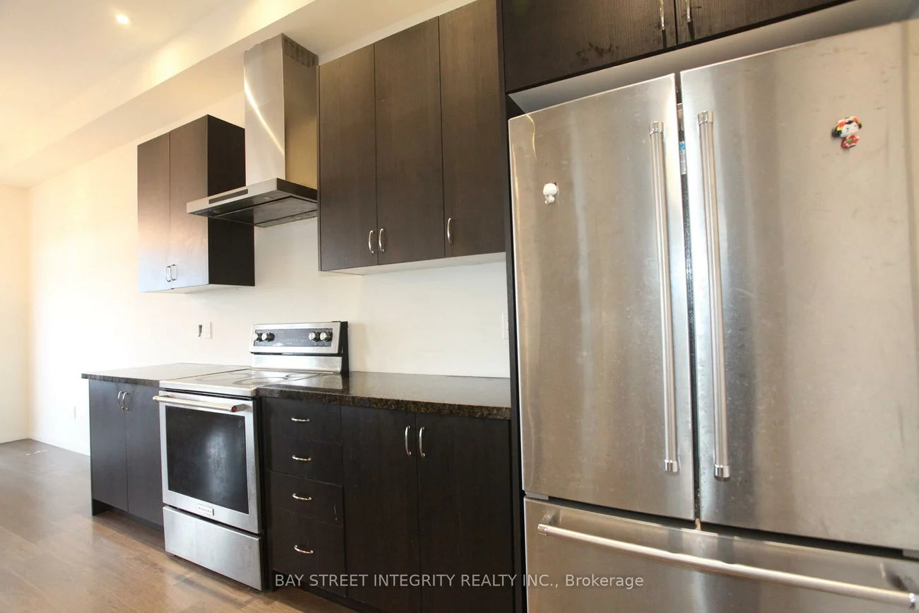 266, Elyse, Bayview Northeast, Aurora