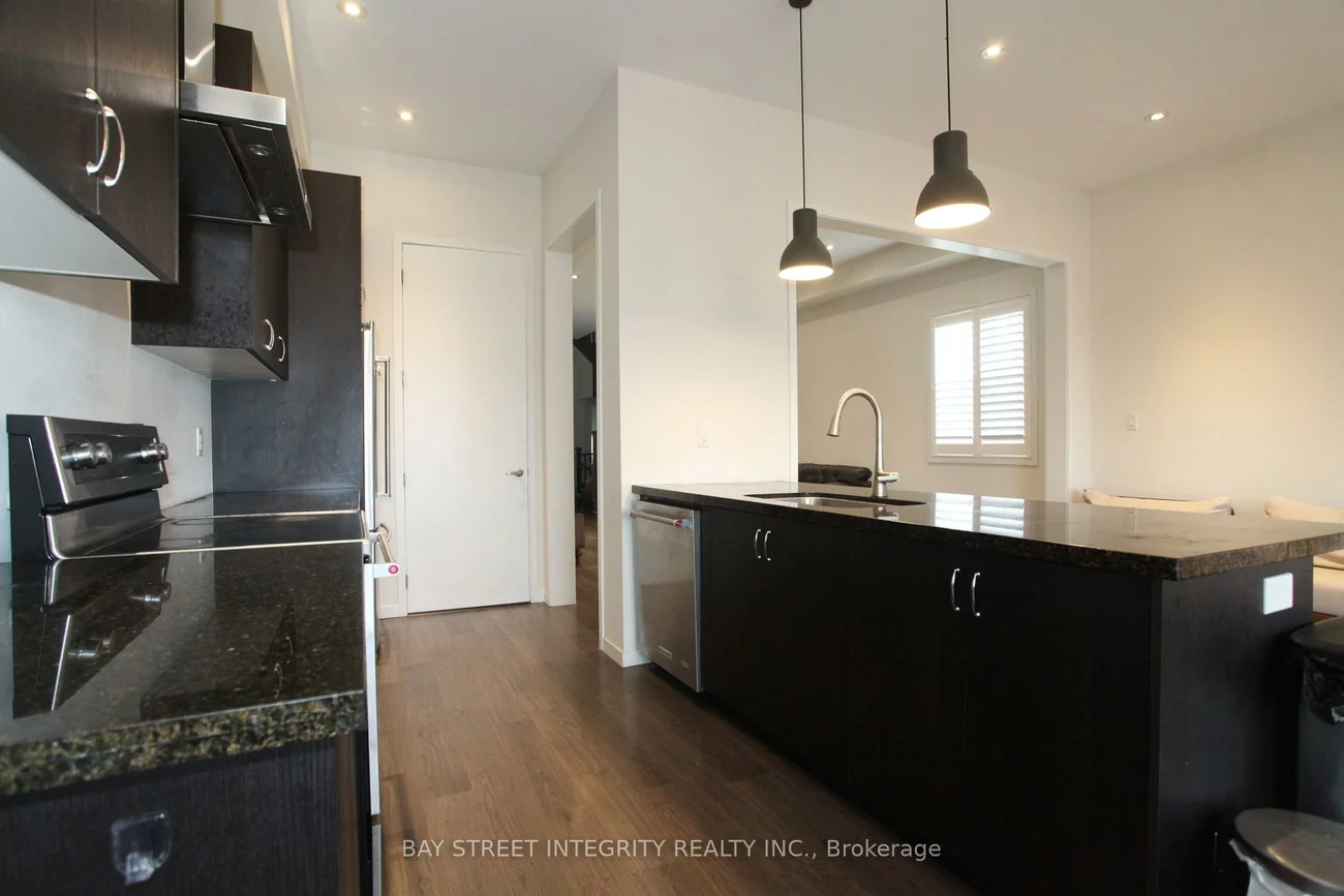 266, Elyse, Bayview Northeast, Aurora