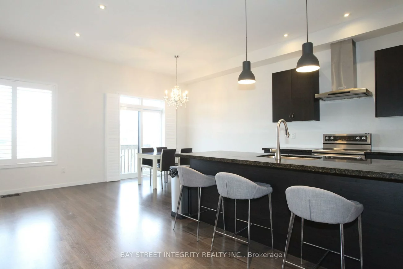 266, Elyse, Bayview Northeast, Aurora