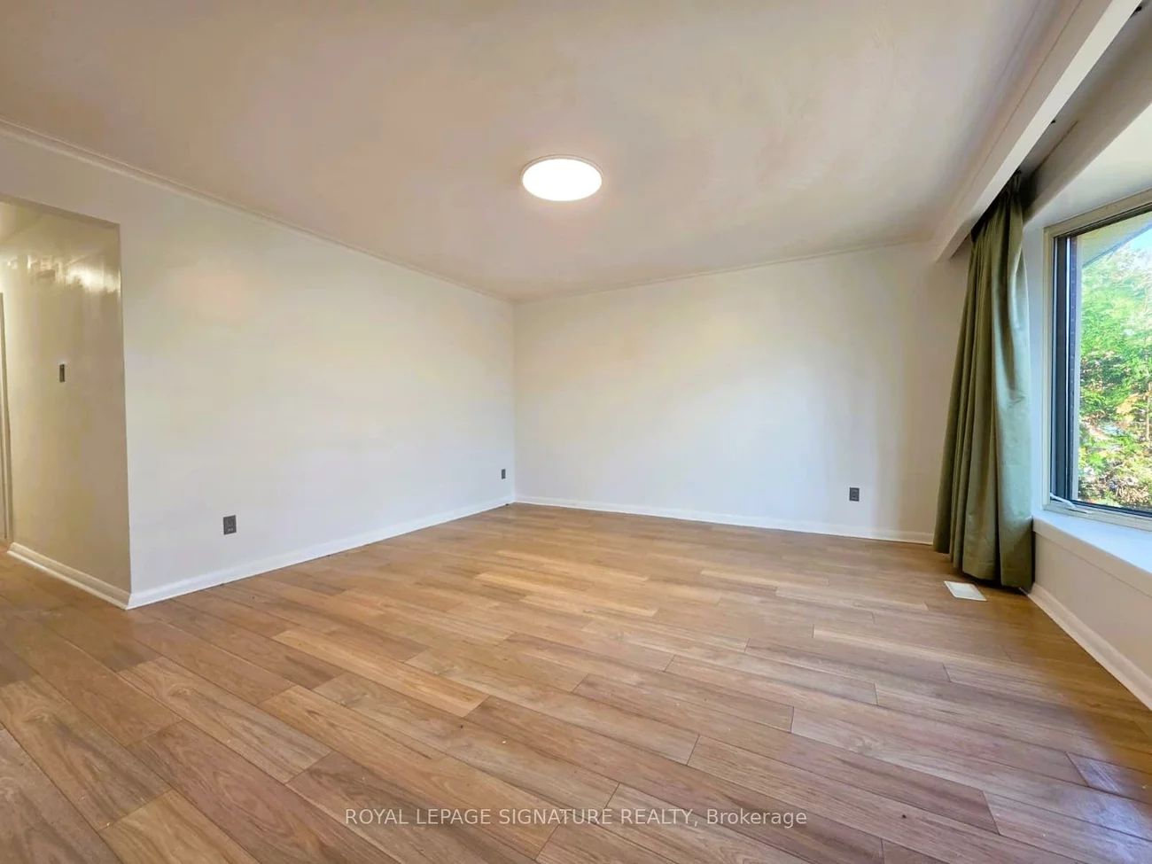 57, Foreht, Aurora Heights, Aurora