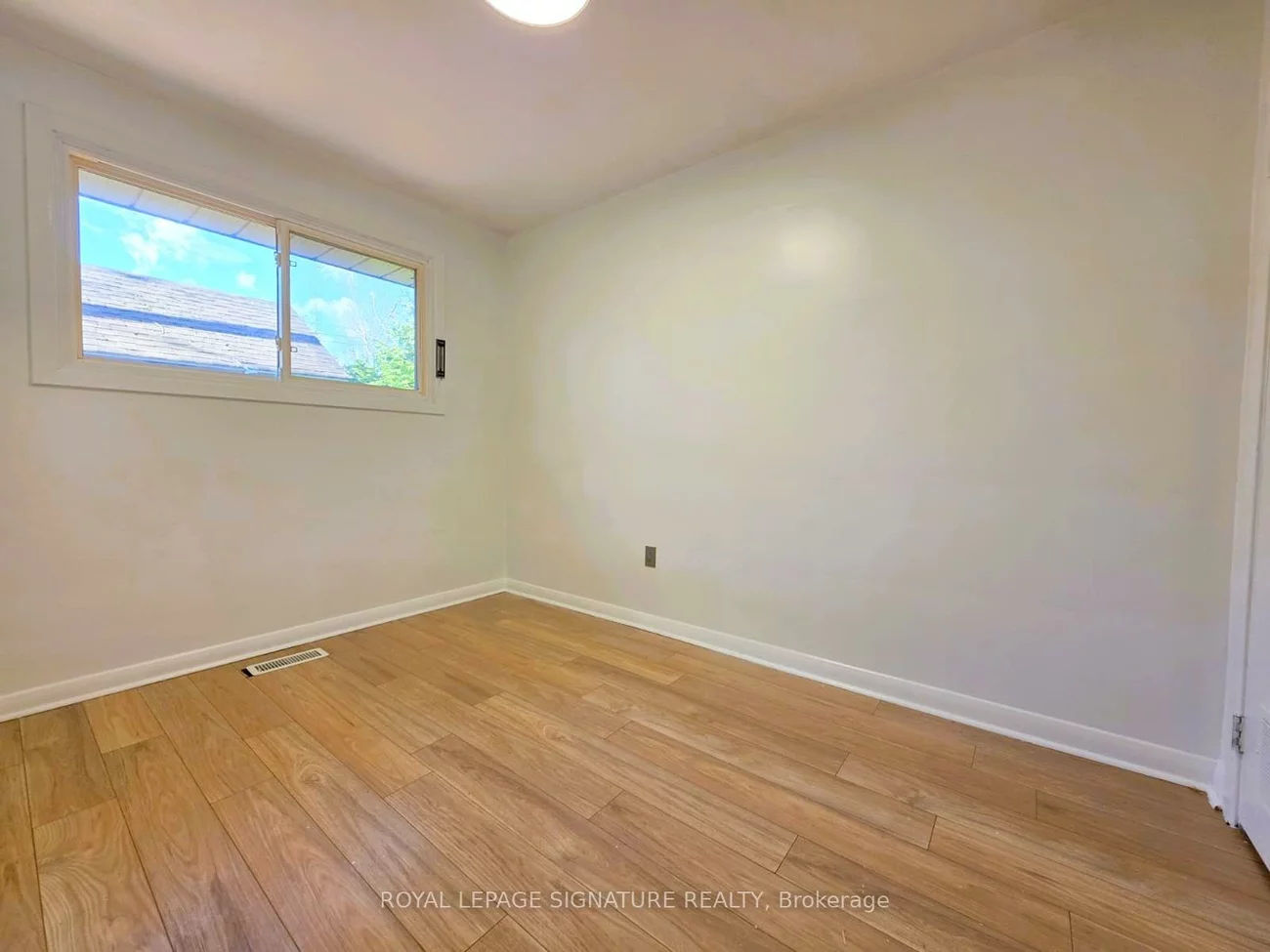 57, Foreht, Aurora Heights, Aurora