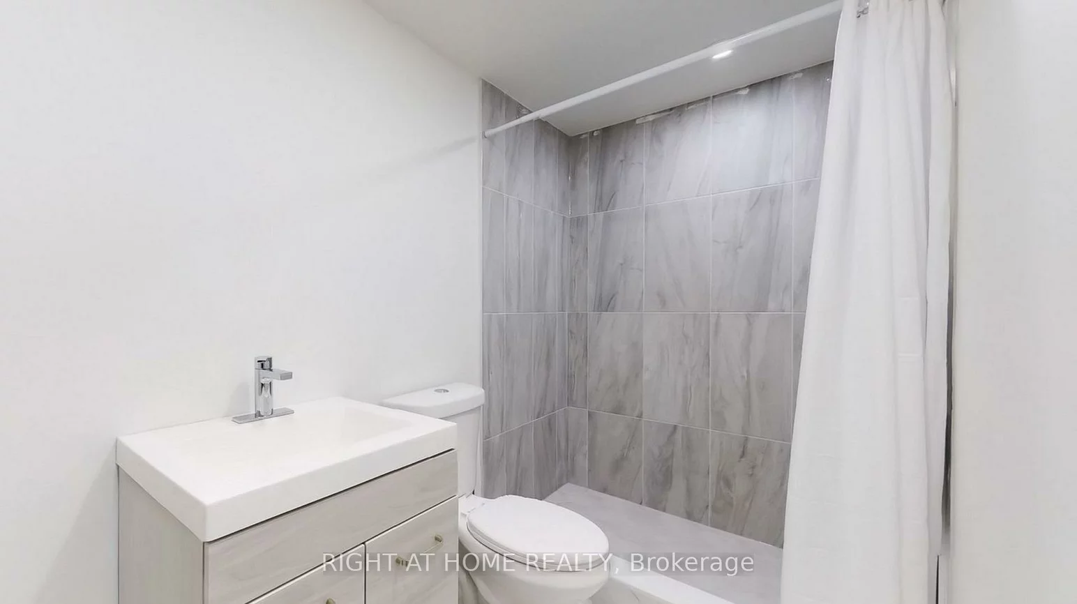 62, Mcclenny, Aurora Highlands, Aurora