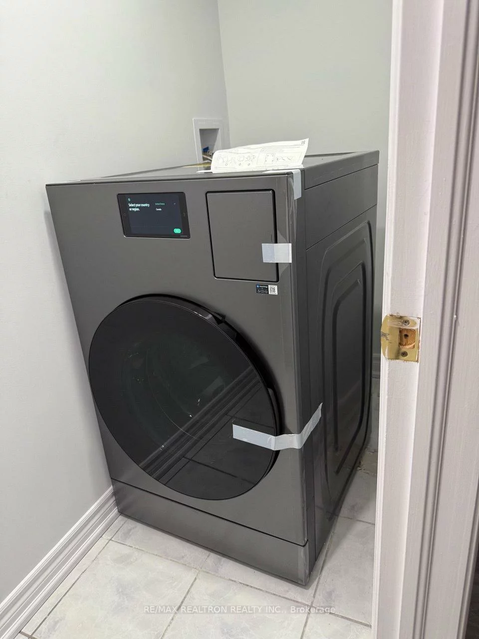 206, Corner Ridge, Aurora Highlands, Aurora