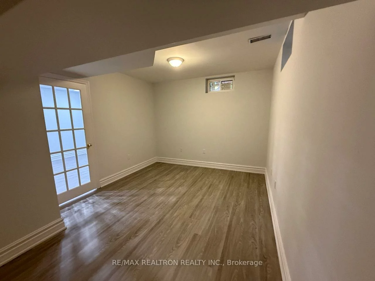 206, Corner Ridge, Aurora Highlands, Aurora