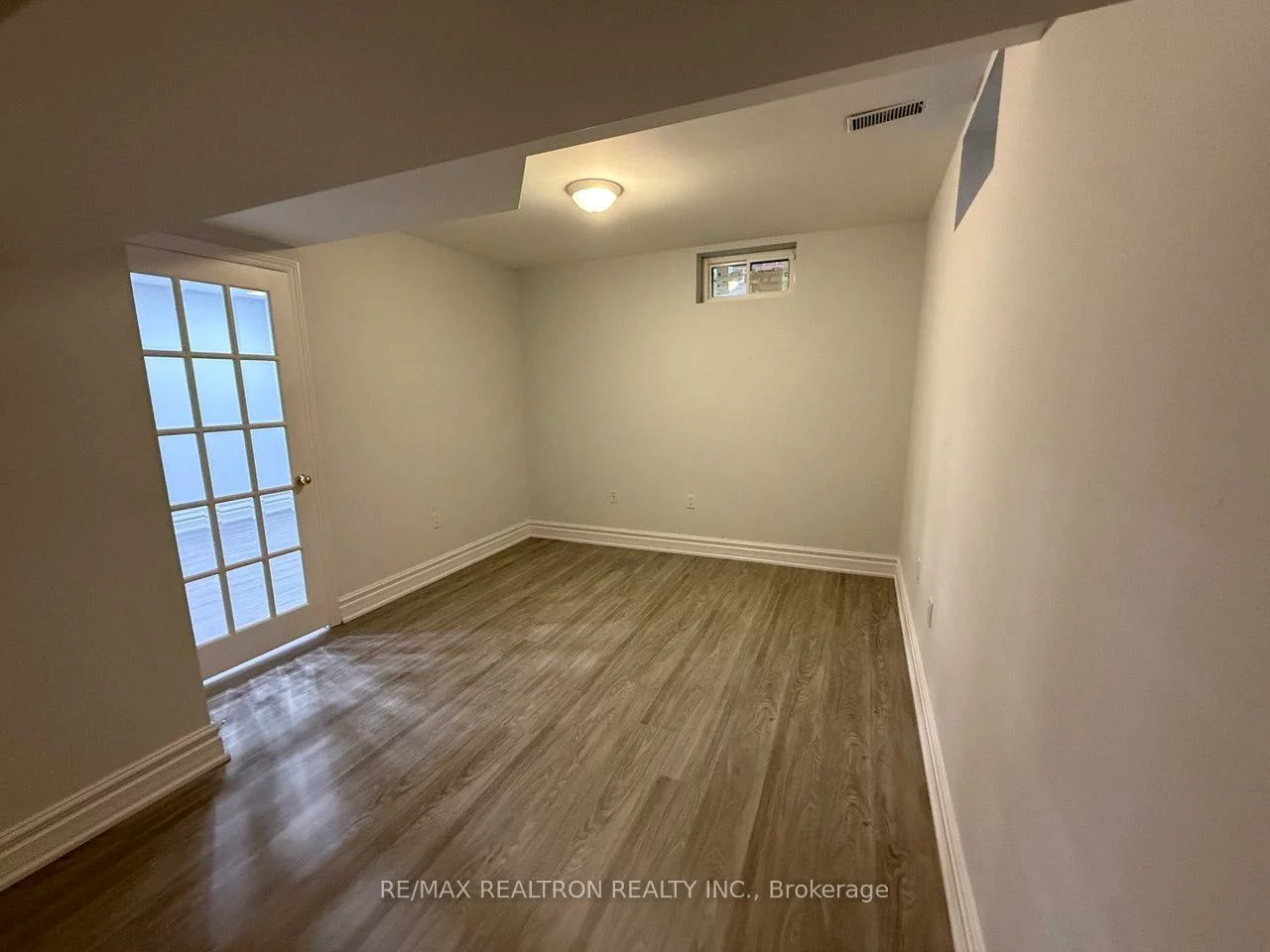 206, Corner Ridge, Aurora Highlands, Aurora