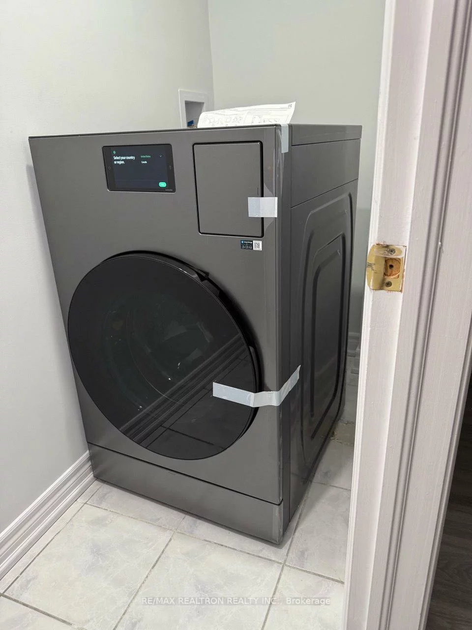 206, Corner Ridge, Aurora Highlands, Aurora