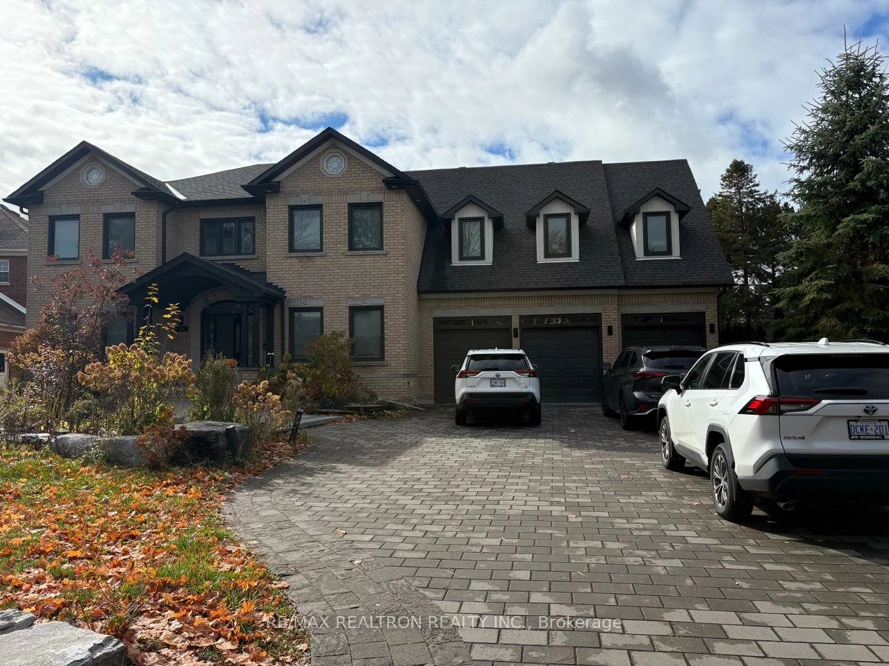 206, Corner Ridge, Aurora Highlands, Aurora