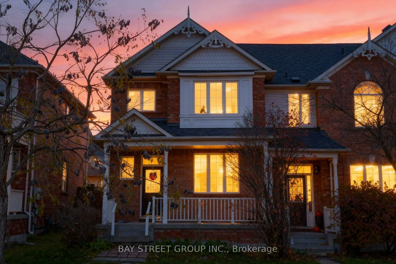 407, Hollandview, Bayview Wellington, Aurora