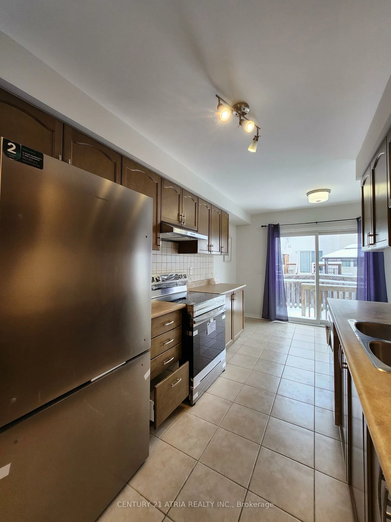 8, Bilbrough, Bayview Northeast, Aurora