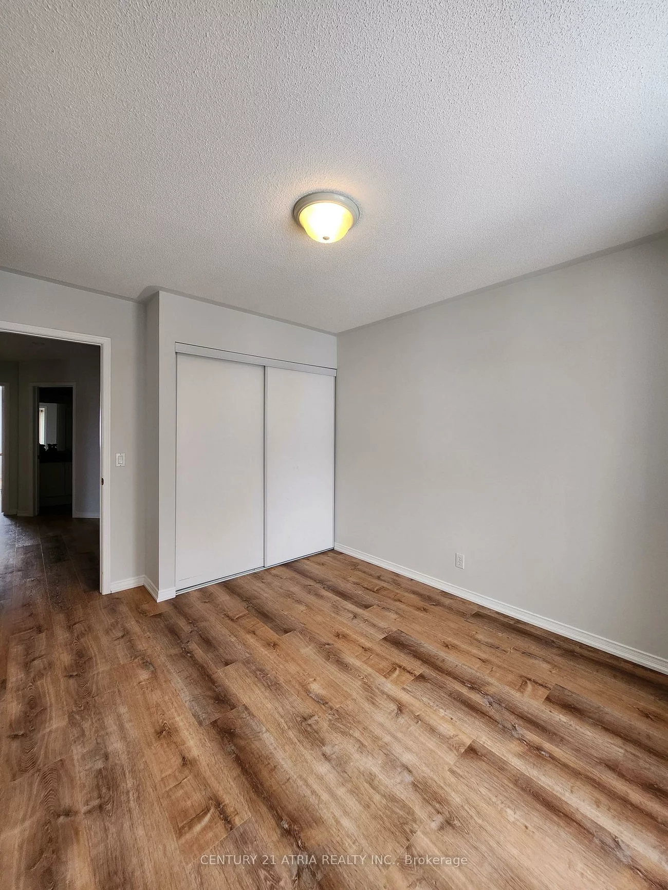 8, Bilbrough, Bayview Northeast, Aurora