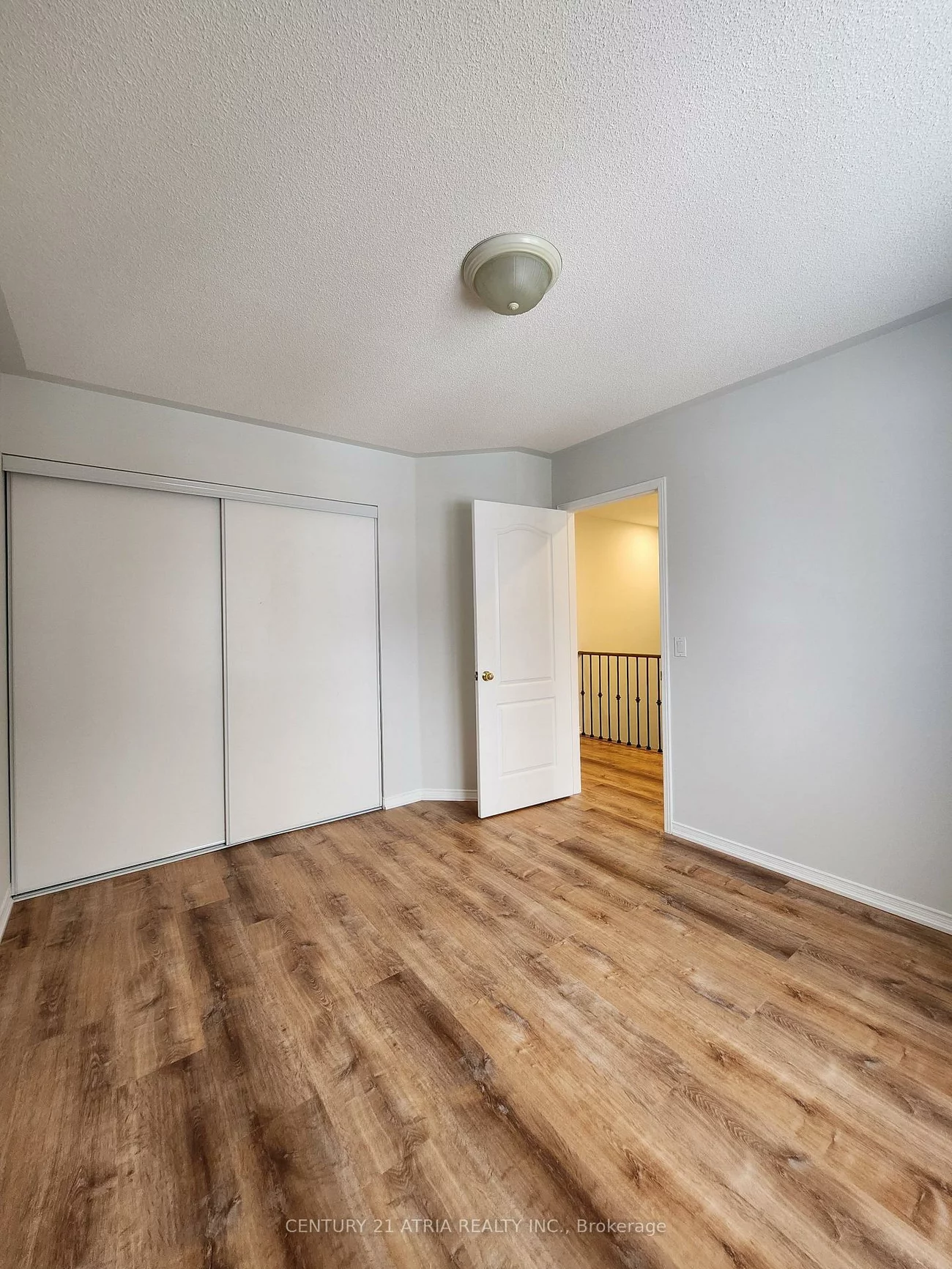 8, Bilbrough, Bayview Northeast, Aurora