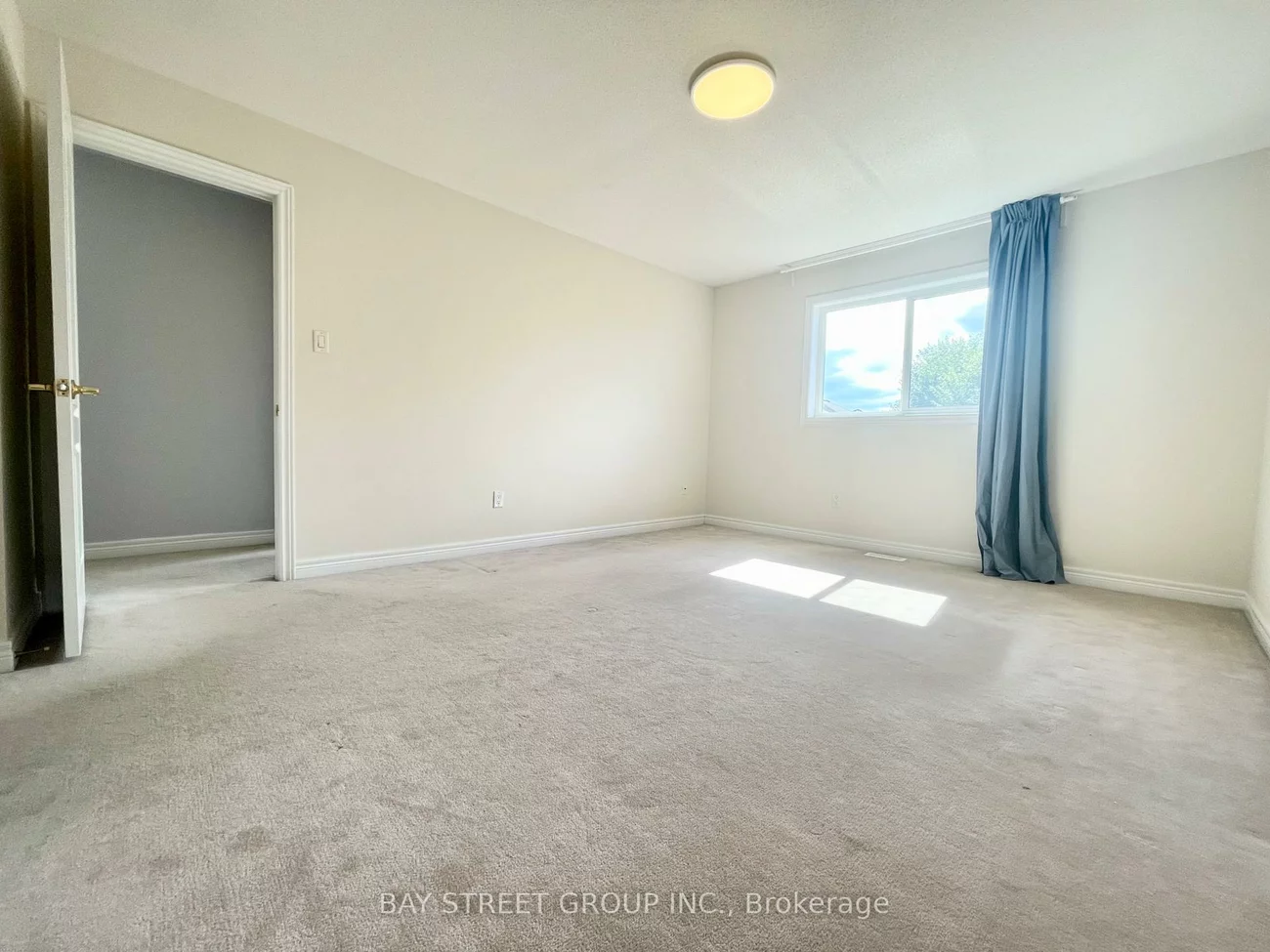 196, Kirkvalley, Bayview Wellington, Aurora