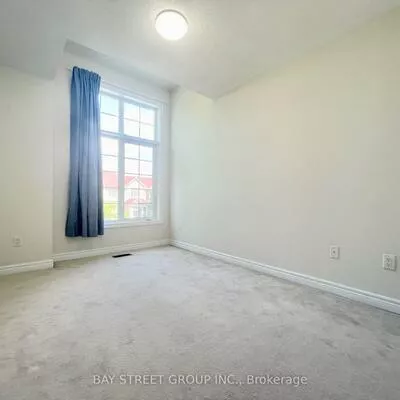 196, Kirkvalley, Bayview Wellington, Aurora