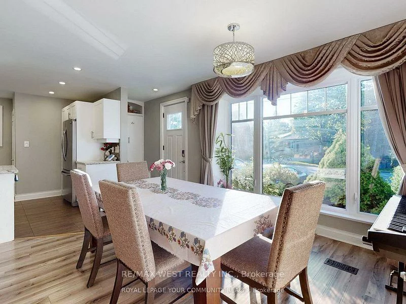 55, Davis, Aurora Highlands, Aurora