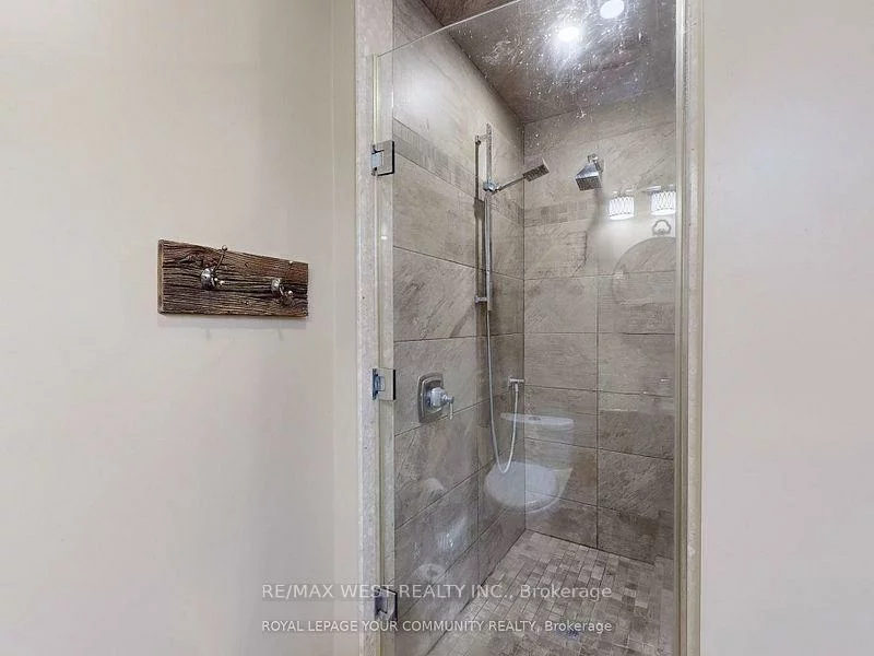 55, Davis, Aurora Highlands, Aurora