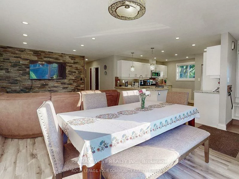 55, Davis, Aurora Highlands, Aurora