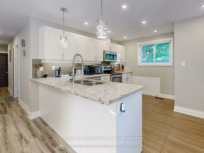 55, Davis, Aurora Highlands, Aurora