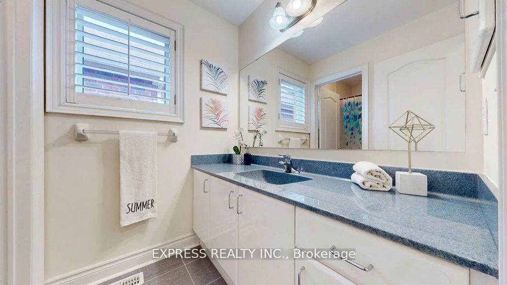 164, Mavrinac, Bayview Northeast, Aurora