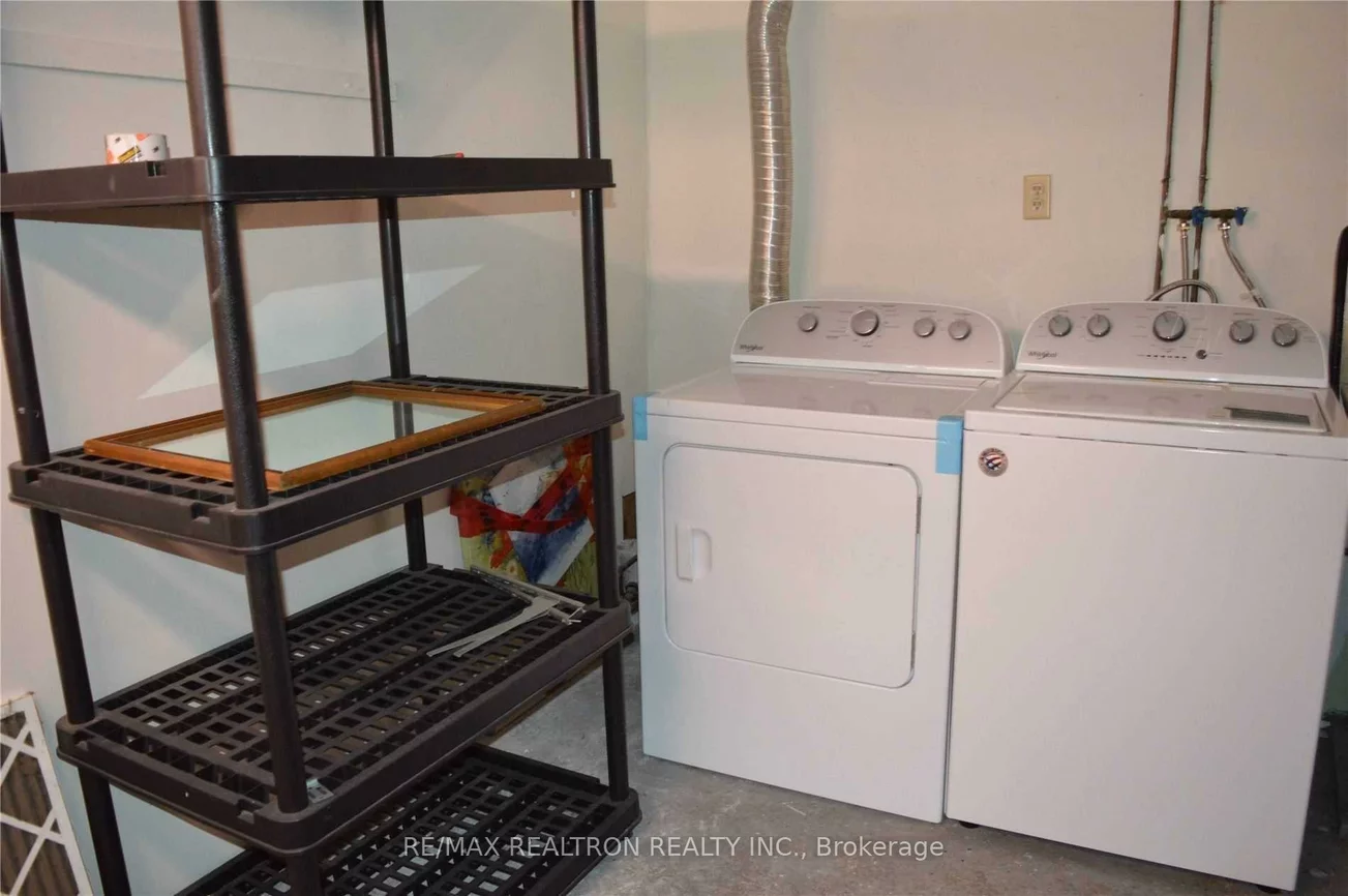 24, Holman, Aurora Highlands, Aurora