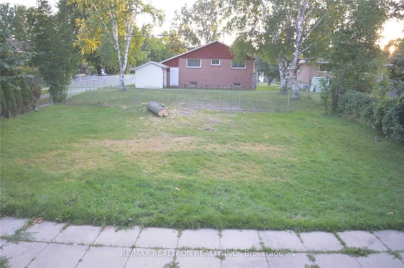 24, Holman, Aurora Highlands, Aurora