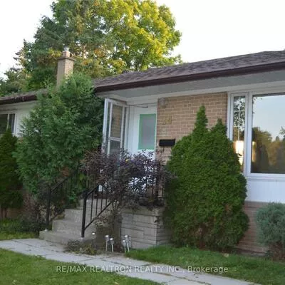 24, Holman, Aurora Highlands, Aurora