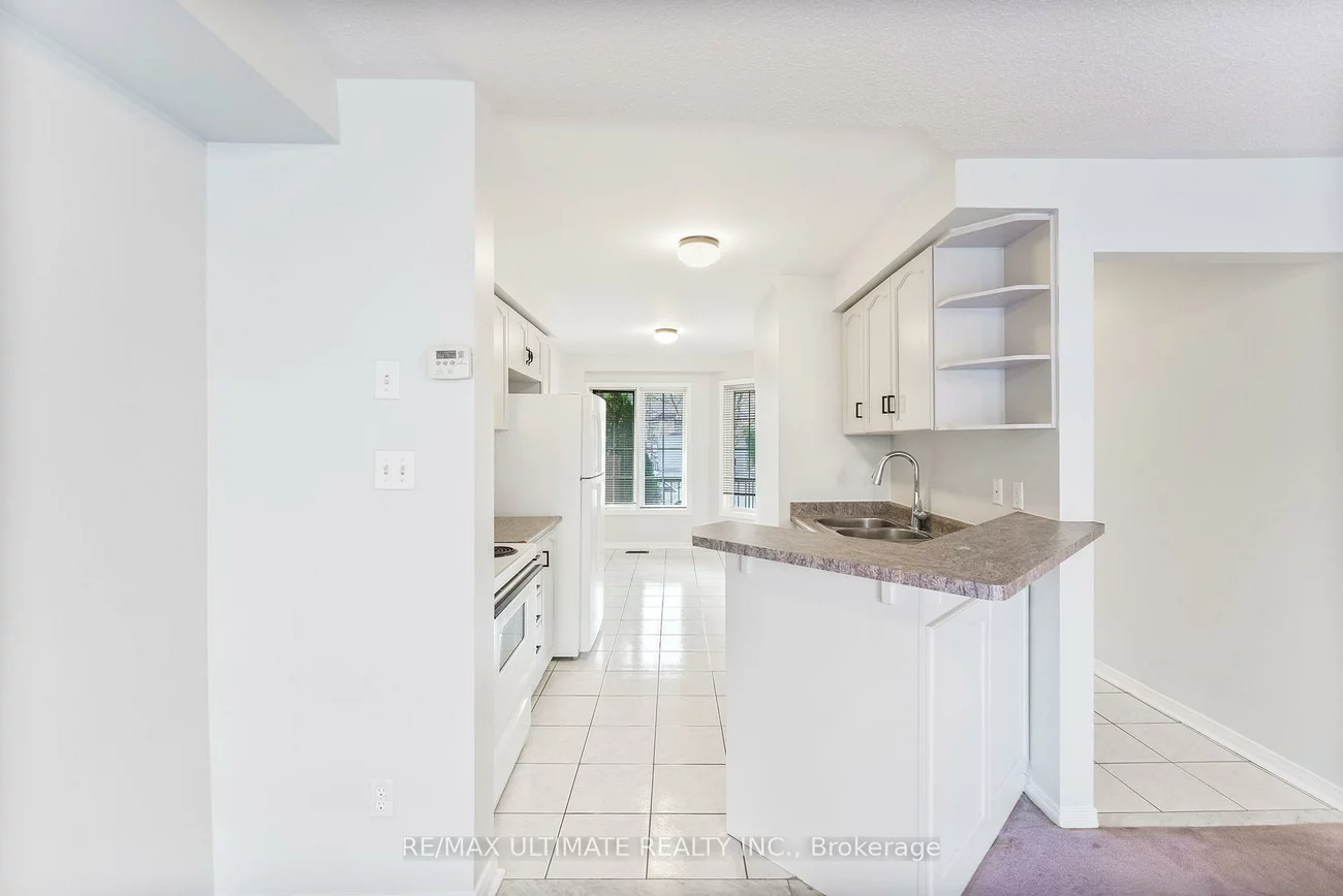 36, Bowler, Bayview Wellington, Aurora