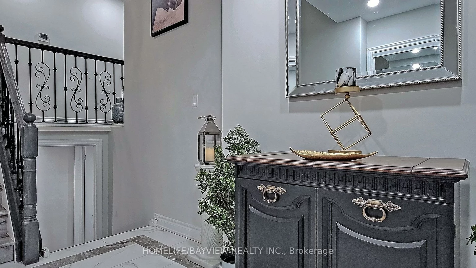 27, Hill, Hills of St Andrew, Aurora