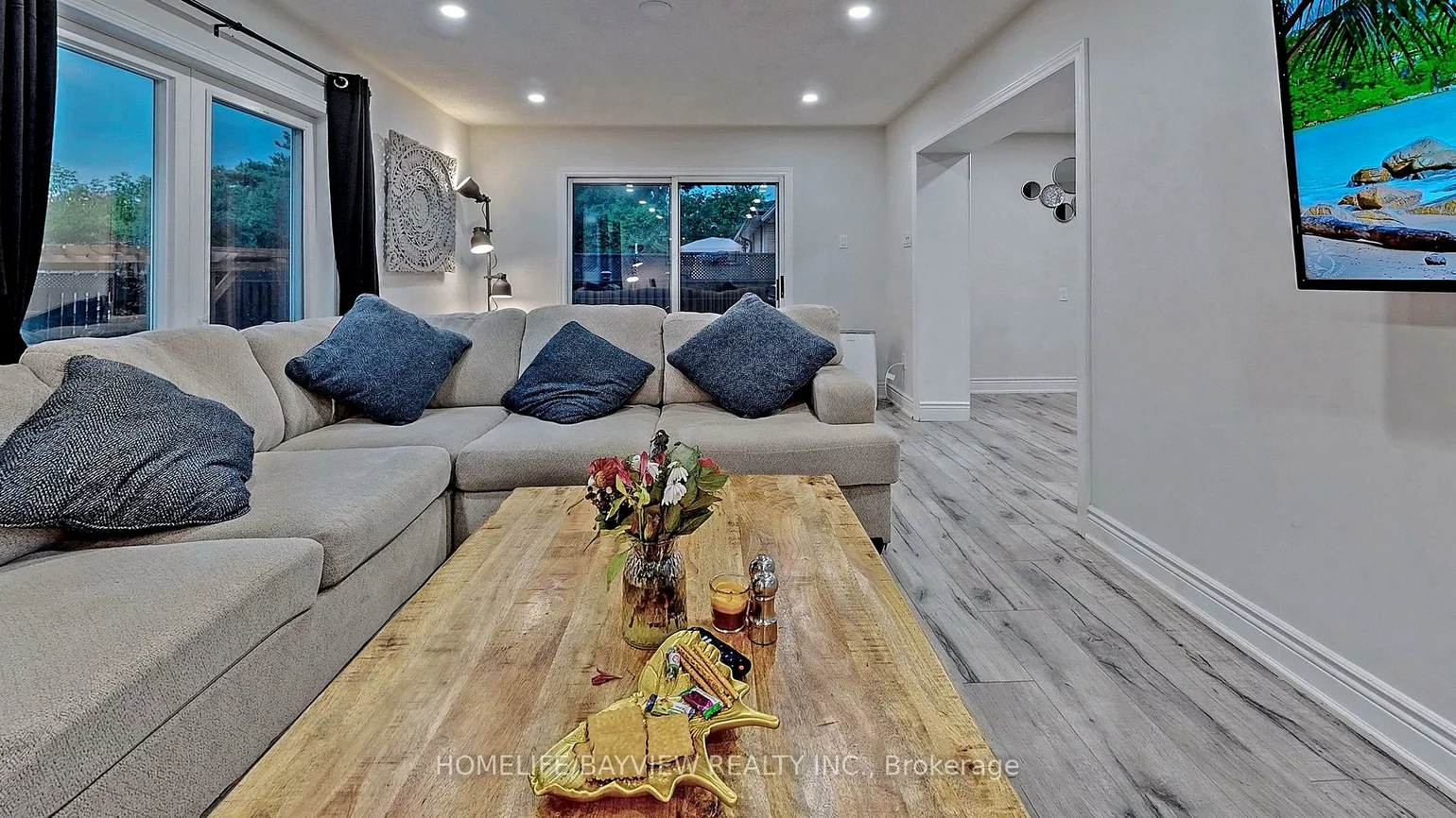 27, Hill, Hills of St Andrew, Aurora