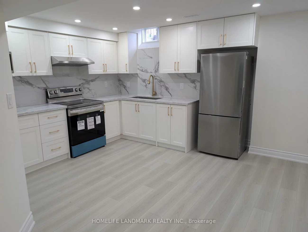 252, Borealis, Bayview Northeast, Aurora