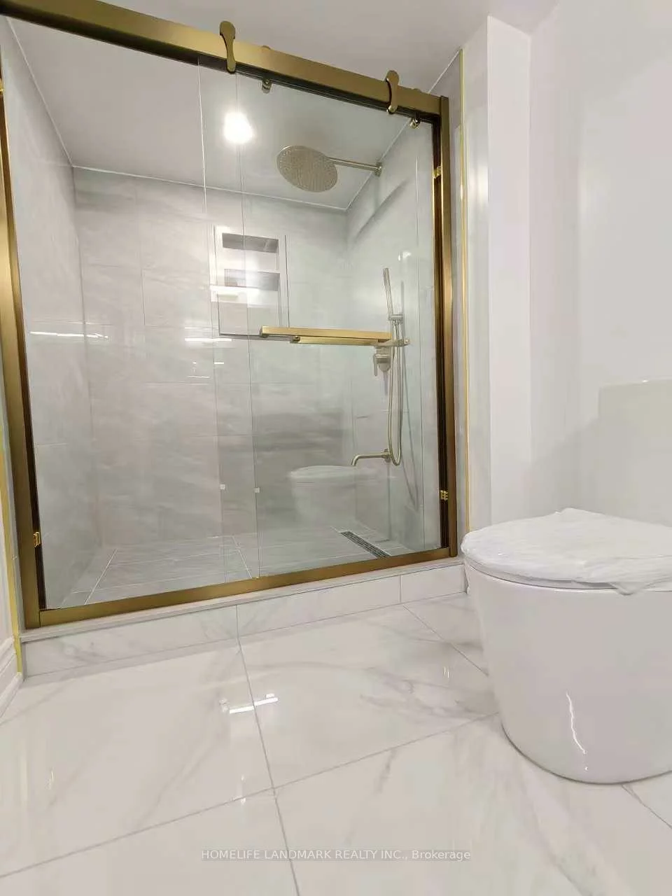 252, Borealis, Bayview Northeast, Aurora