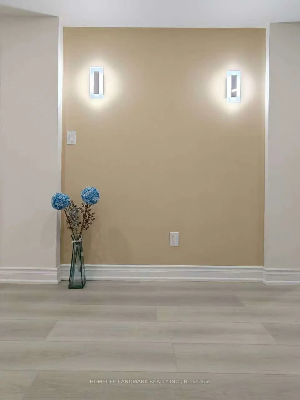 252, Borealis, Bayview Northeast, Aurora