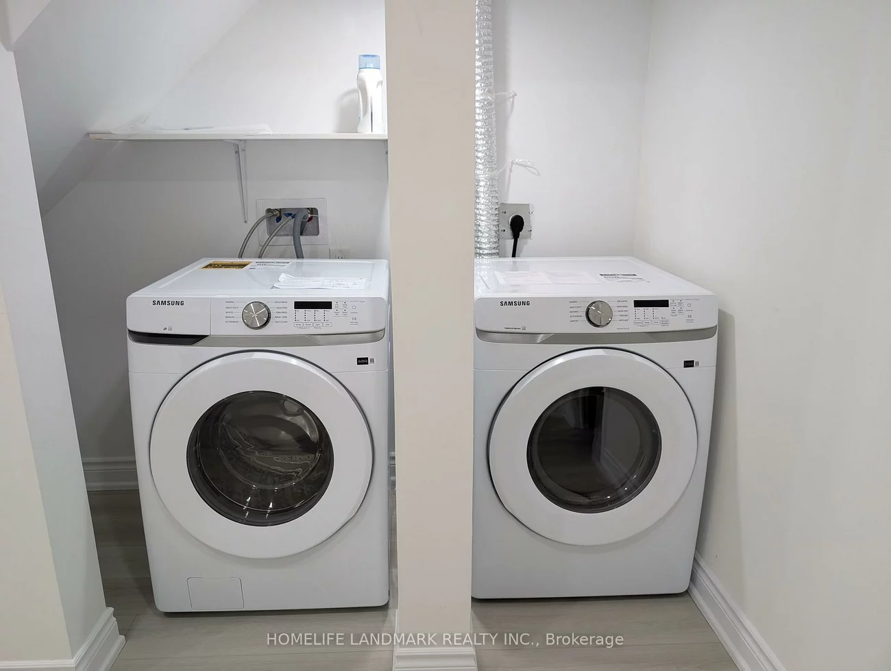 252, Borealis, Bayview Northeast, Aurora