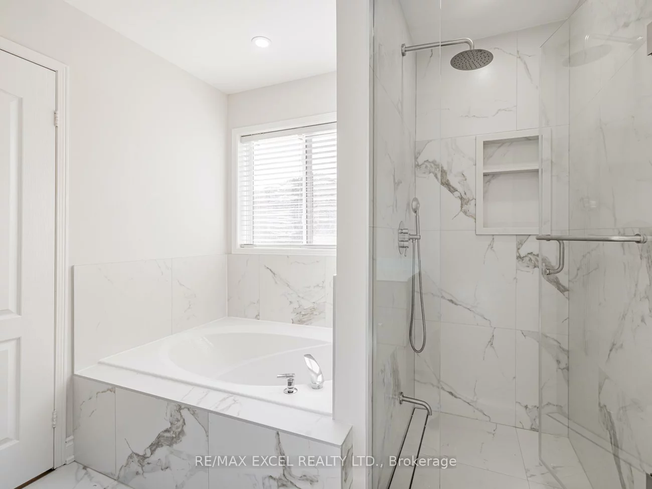 105, Millcliff, Aurora Grove, Aurora