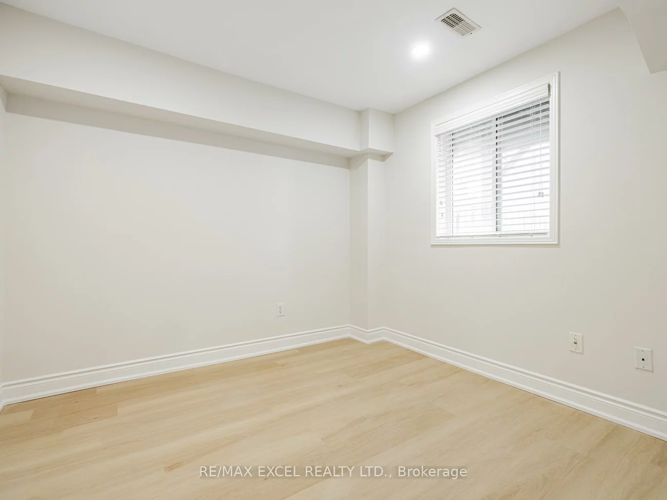 105, Millcliff, Aurora Grove, Aurora