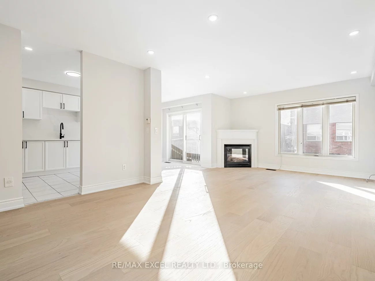 105, Millcliff, Aurora Grove, Aurora