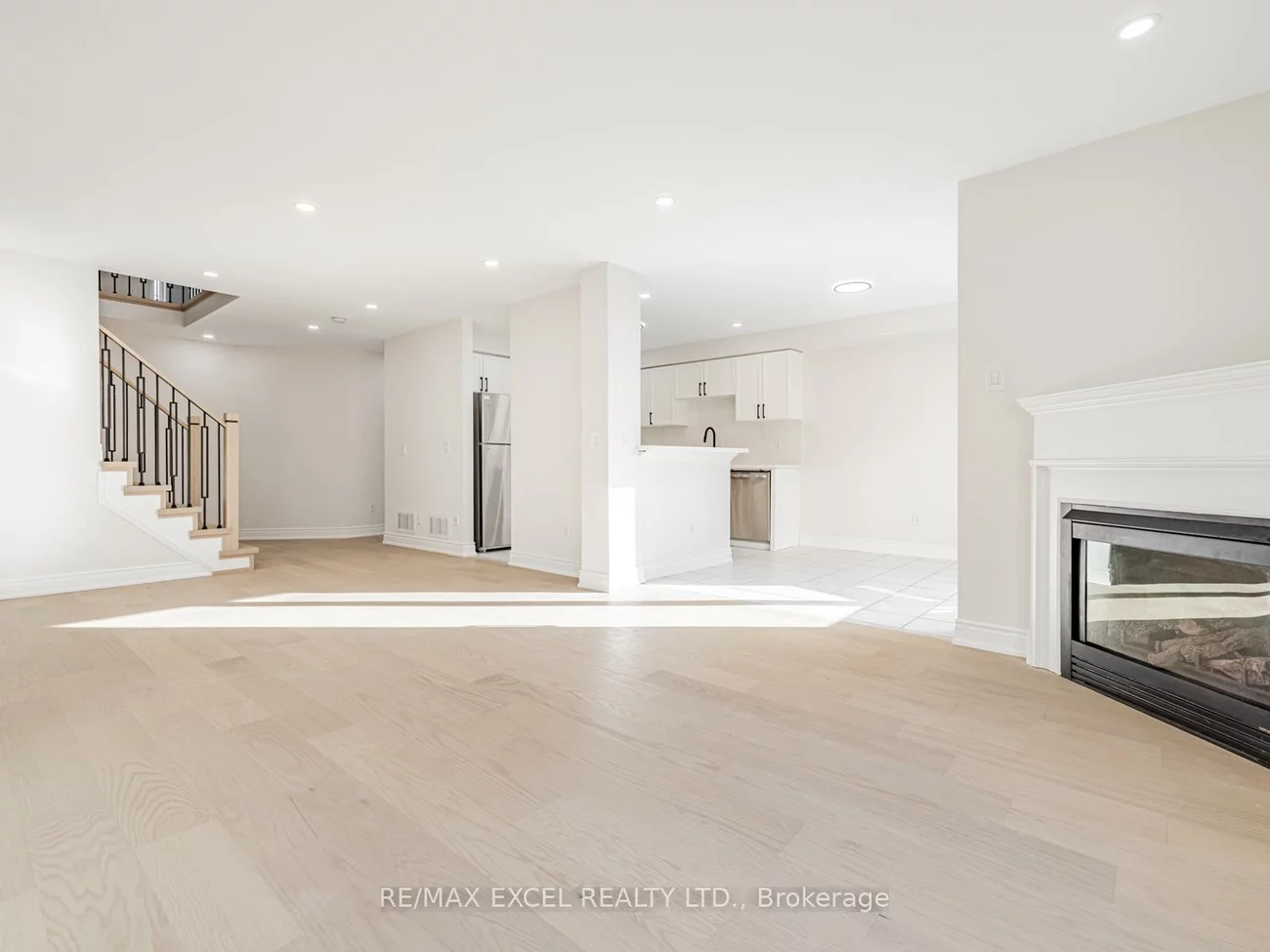 105, Millcliff, Aurora Grove, Aurora