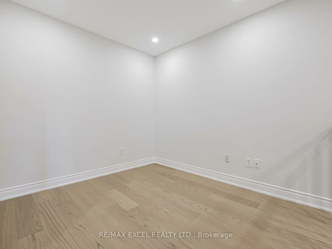 105, Millcliff, Aurora Grove, Aurora